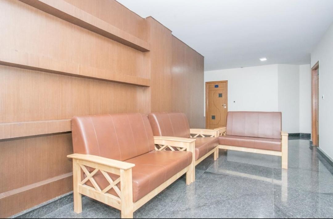 העיר בנגלור Westernsuites Hotel / Spa מראה חיצוני תמונה